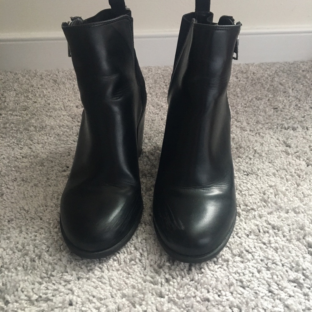 Bershka Black Boots - Picture 3 of 7